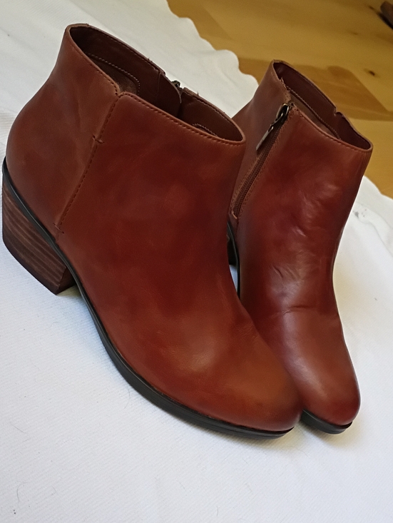 Clarks Shoes - Clark's ArtisanBrown Leather Ankle Boots